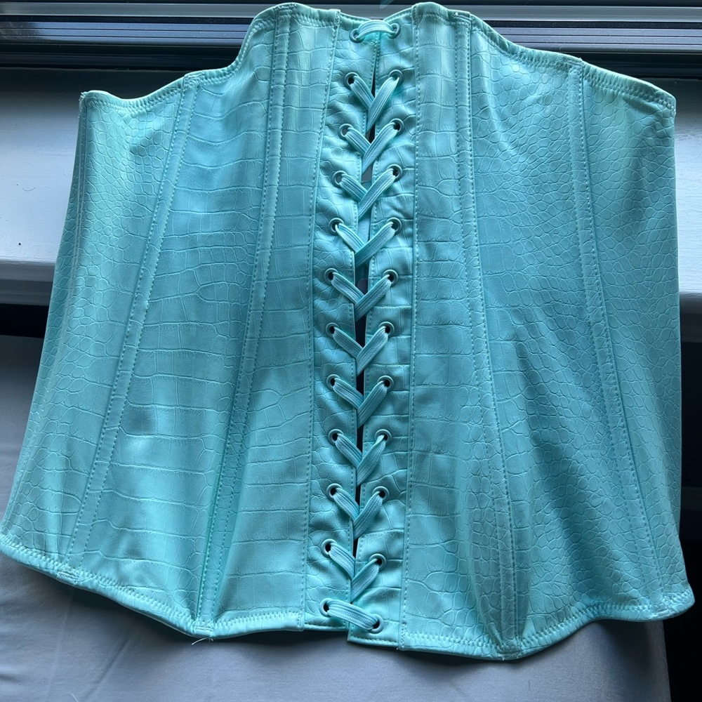 SAVAGE X FENTY corset top